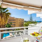 302 Modern, Light, Comfortable With Swimming Pool Appartement Playa de las Américas