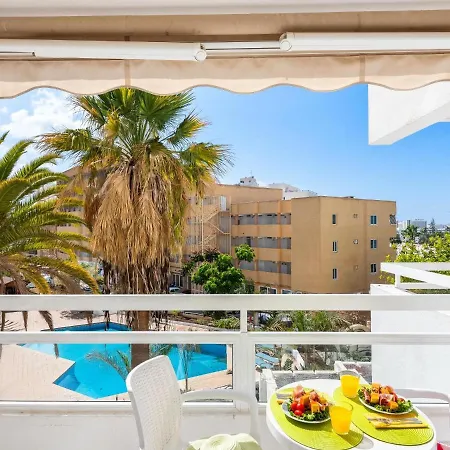 302 Modern, Light, Comfortable With Swimming Pool Apartament