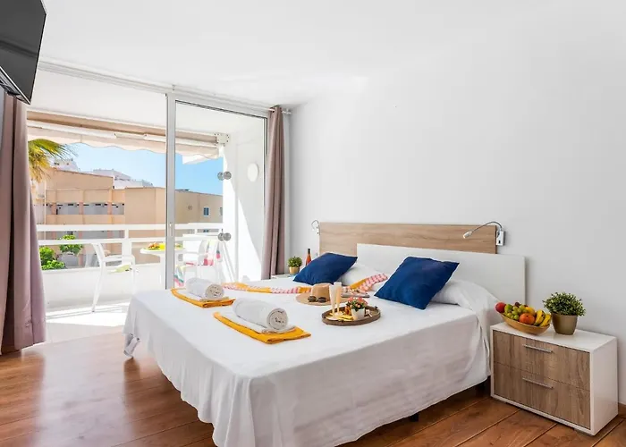 Апартаменты 302 Modern, Light, Comfortable With Swimming Pool