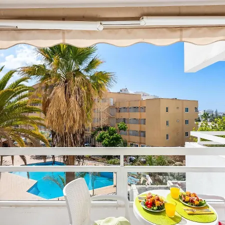 302 Modern, Light, Comfortable With Swimming Pool Apartment